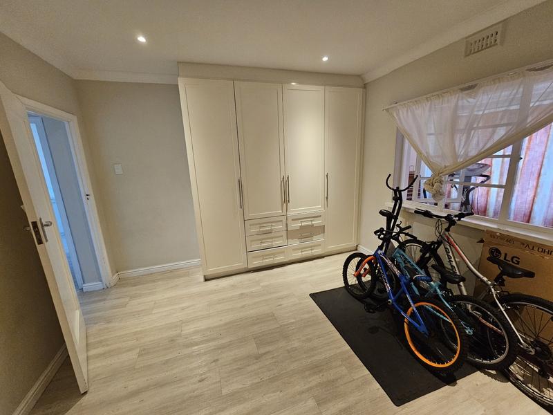 To Let 2 Bedroom Property for Rent in Rondebosch Western Cape